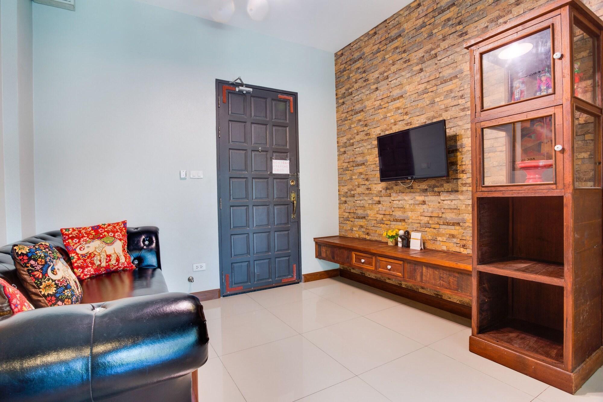 Capital O 1051 Pagoda House 3* Chiang Mai