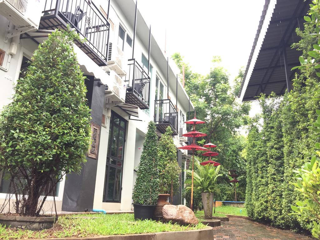 Capital O 1051 Pagoda House Hotel